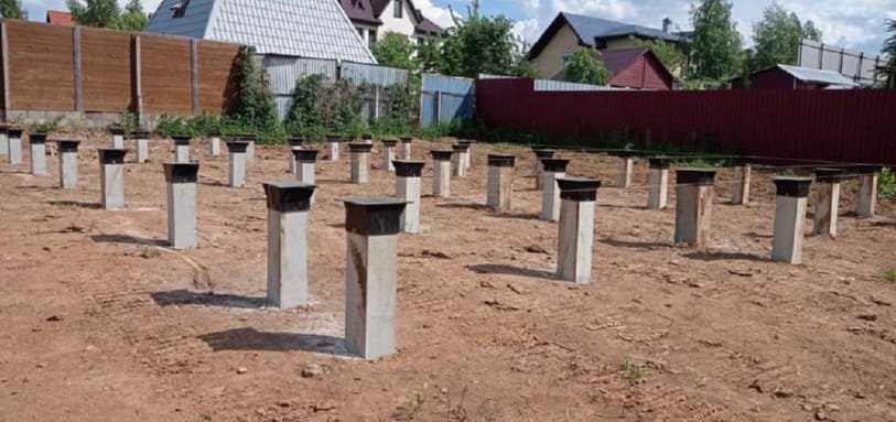 Фундамент на забивных ЖБ сваях